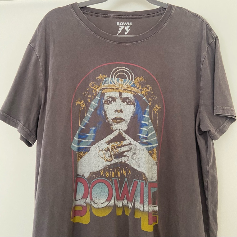 David Bowie Pharaoh Graphic T-Shirt Size XL Band Music Gray Faded Retro Rock - Picture 2 of 8
